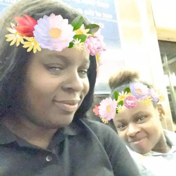 Meet your Posher, Tiara - Picture 1 of 1